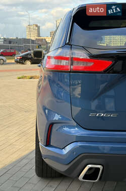 Внедорожник / Кроссовер Ford Edge 2019 в 