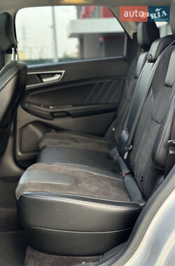 Внедорожник / Кроссовер Ford Edge 2015 в 