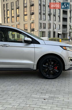 Внедорожник / Кроссовер Ford Edge 2015 в 