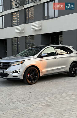 Внедорожник / Кроссовер Ford Edge 2015 в 