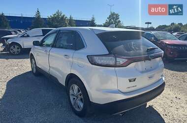 Внедорожник / Кроссовер Ford Edge 2016 в 