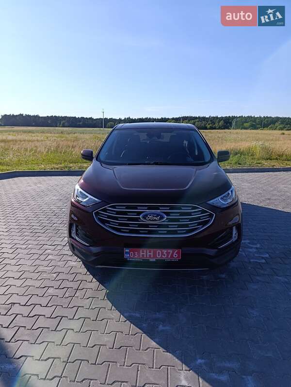 Внедорожник / Кроссовер Ford Edge 2021 в 