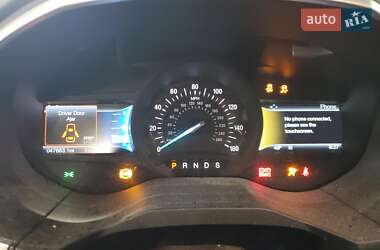 Внедорожник / Кроссовер Ford Edge 2017 в 