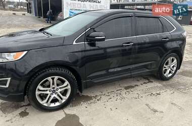 Внедорожник / Кроссовер Ford Edge 2015 в 