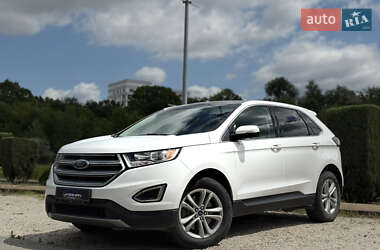 Внедорожник / Кроссовер Ford Edge 2017 в 