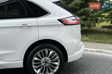 Внедорожник / Кроссовер Ford Edge 2021 в 