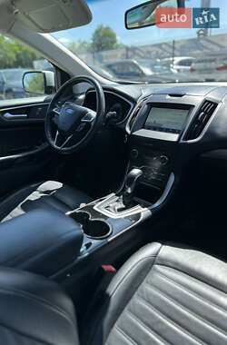 Внедорожник / Кроссовер Ford Edge 2016 в 