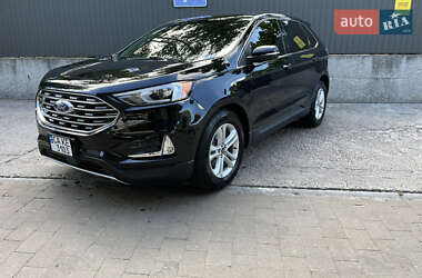Внедорожник / Кроссовер Ford Edge 2019 в 