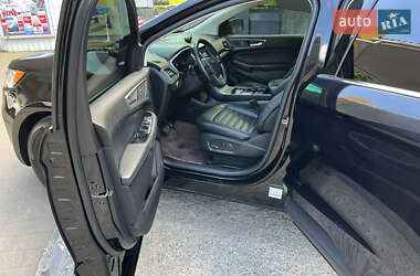 Внедорожник / Кроссовер Ford Edge 2019 в 