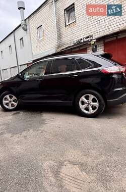 Внедорожник / Кроссовер Ford Edge 2018 в 