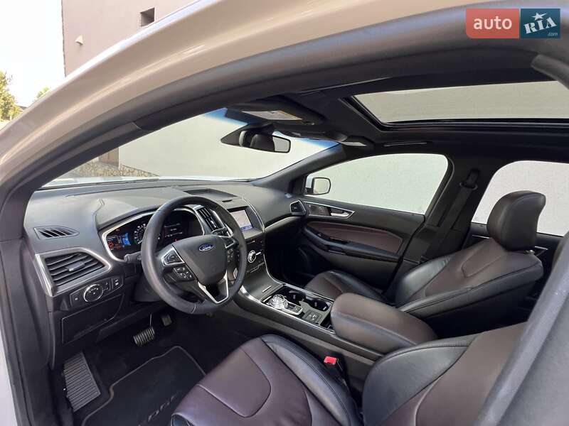 Позашляховик / Кросовер Ford Edge 2020 в Рівному