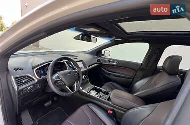Внедорожник / Кроссовер Ford Edge 2020 в 