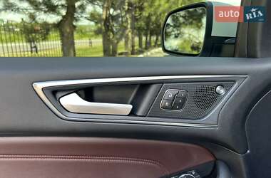 Внедорожник / Кроссовер Ford Edge 2020 в 