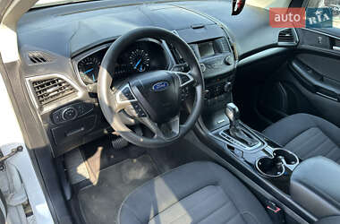 Внедорожник / Кроссовер Ford Edge 2016 в 
