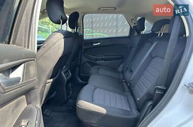 Внедорожник / Кроссовер Ford Edge 2016 в 
