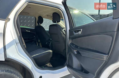 Внедорожник / Кроссовер Ford Edge 2016 в 