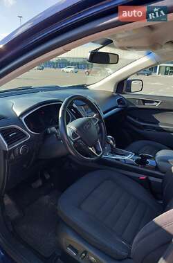 Позашляховик / Кросовер Ford Edge 2016 в 