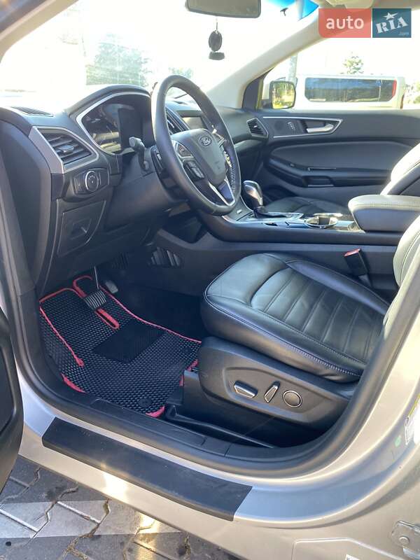 Внедорожник / Кроссовер Ford Edge 2016 в Ивано-Франковске
