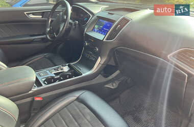 Внедорожник / Кроссовер Ford Edge 2020 в 
