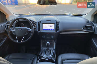 Внедорожник / Кроссовер Ford Edge 2016 в 