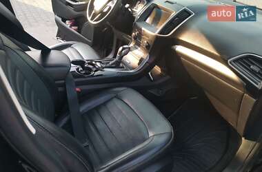 Внедорожник / Кроссовер Ford Edge 2018 в 