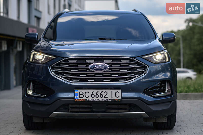 Внедорожник / Кроссовер Ford Edge 2018 в Новояворовске