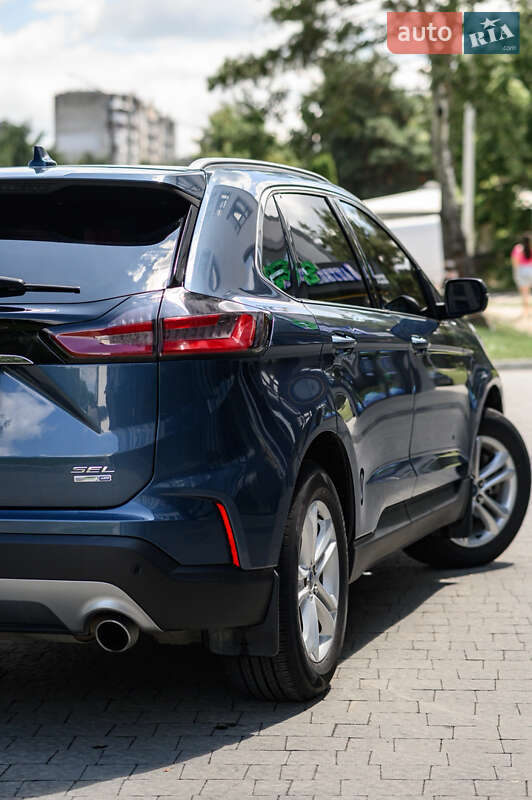 Внедорожник / Кроссовер Ford Edge 2018 в Новояворовске