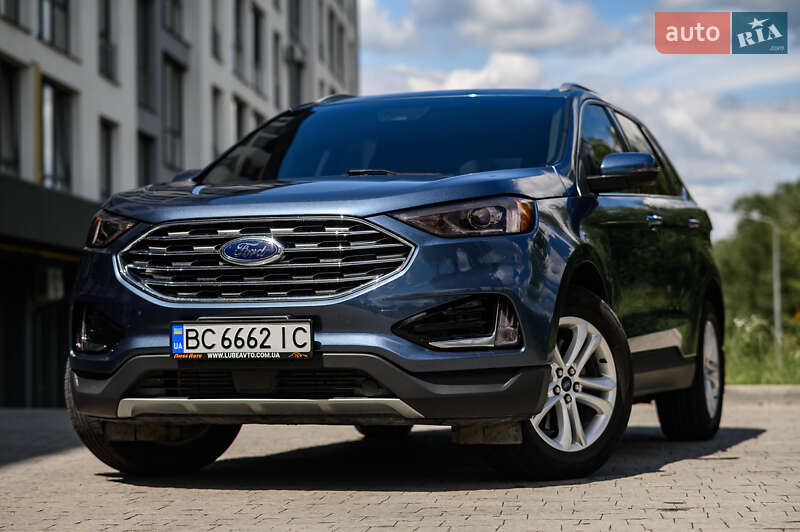 Внедорожник / Кроссовер Ford Edge 2018 в Новояворовске