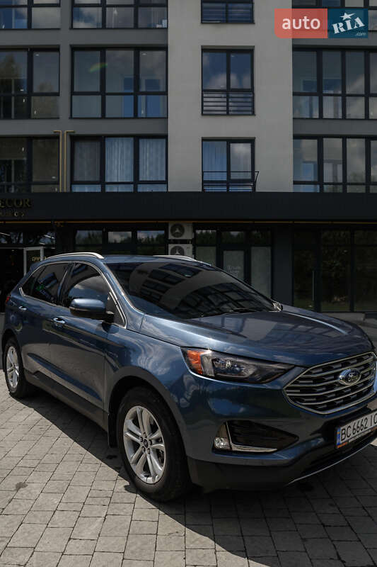 Внедорожник / Кроссовер Ford Edge 2018 в Новояворовске