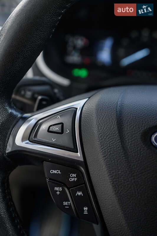 Внедорожник / Кроссовер Ford Edge 2018 в Новояворовске