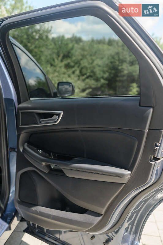 Внедорожник / Кроссовер Ford Edge 2018 в Новояворовске