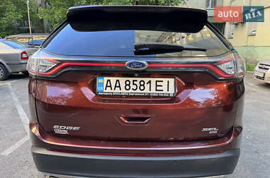 Внедорожник / Кроссовер Ford Edge 2015 в 