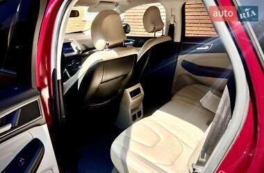 Внедорожник / Кроссовер Ford Edge 2016 в 