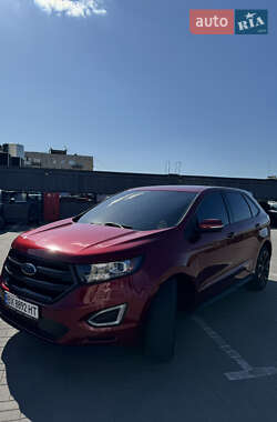 Позашляховик / Кросовер Ford Edge 2016 в 