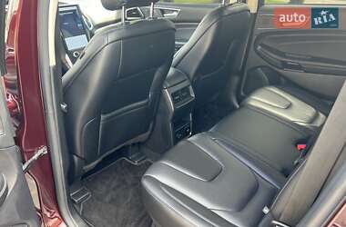 Позашляховик / Кросовер Ford Edge 2022 в 