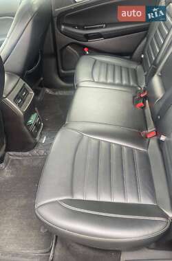 Внедорожник / Кроссовер Ford Edge 2015 в 
