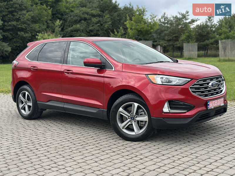 Позашляховик / Кросовер Ford Edge 2021 в 