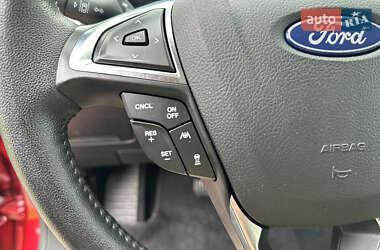Внедорожник / Кроссовер Ford Edge 2021 в 