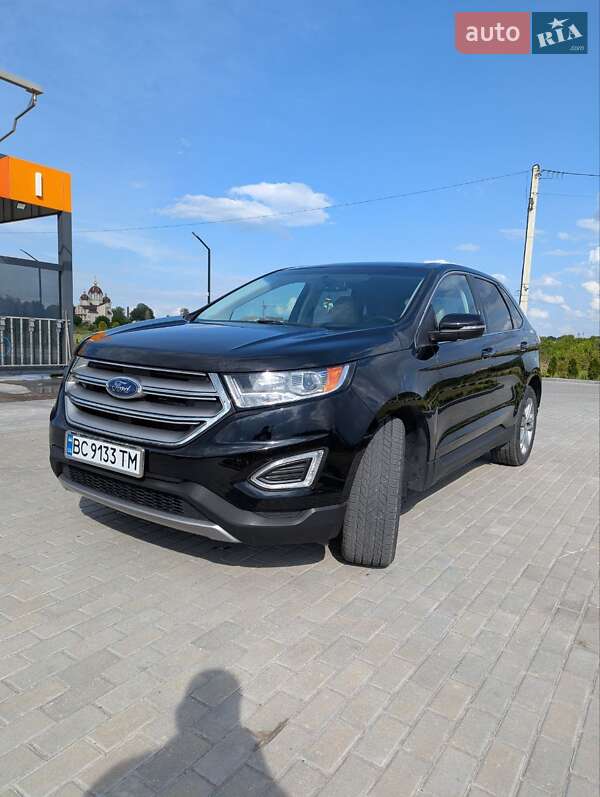 Позашляховик / Кросовер Ford Edge 2017 в 