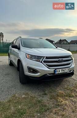 Внедорожник / Кроссовер Ford Edge 2015 в 