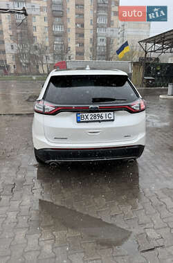 Позашляховик / Кросовер Ford Edge 2015 в 