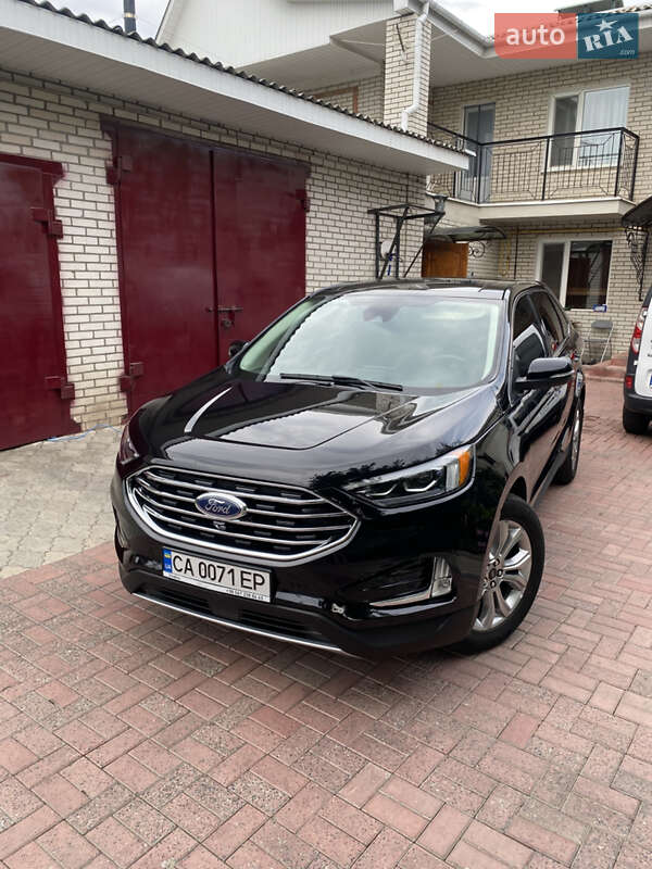 Позашляховик / Кросовер Ford Edge 2021 в Умані