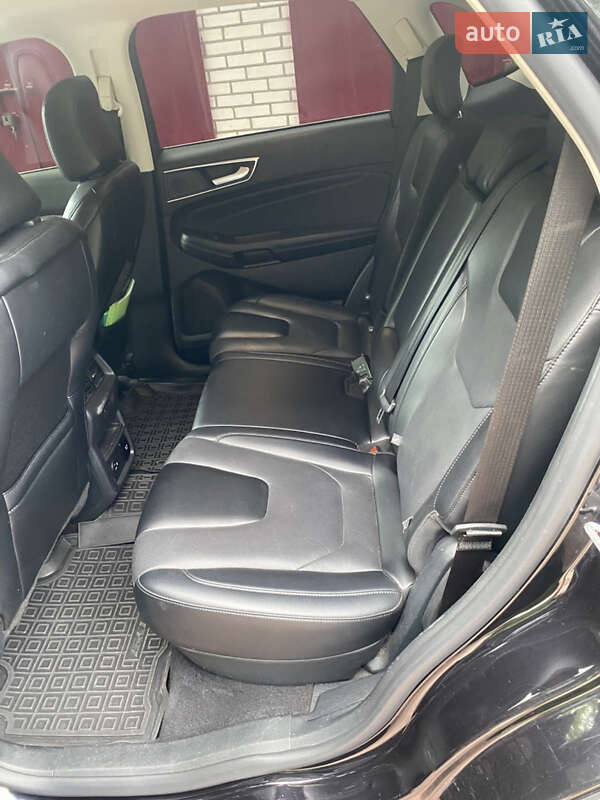 Позашляховик / Кросовер Ford Edge 2021 в Умані