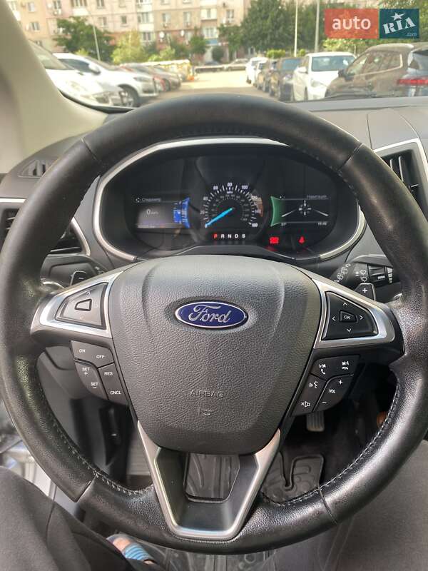 Позашляховик / Кросовер Ford Edge 2016 в Києві