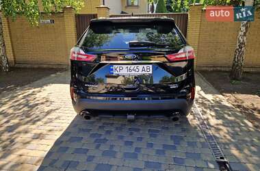 Позашляховик / Кросовер Ford Edge 2019 в 