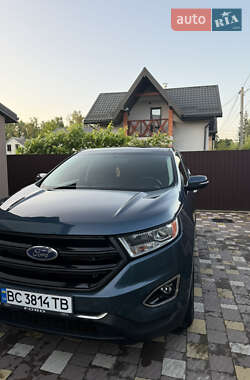 Внедорожник / Кроссовер Ford Edge 2016 в 