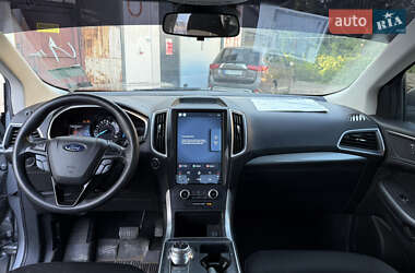 Внедорожник / Кроссовер Ford Edge 2021 в 