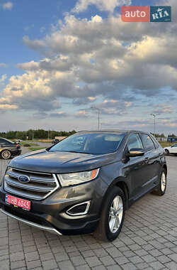 Позашляховик / Кросовер Ford Edge 2015 в 