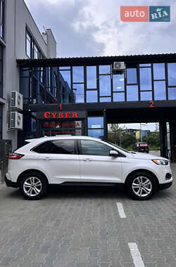 Внедорожник / Кроссовер Ford Edge 2019 в 