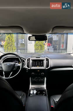 Внедорожник / Кроссовер Ford Edge 2019 в 